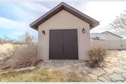 85 S Constitution Dr, Roosevelt, UT 84066 - Photo 17