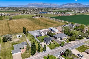 5182 W 5725 S, Hooper, UT 84315 - Photo 3