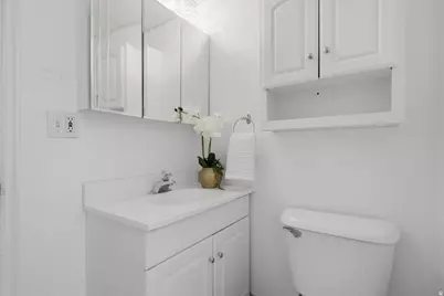 6557 S 2600 E, Cottonwood Heights, UT 84121 - Photo 21