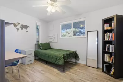 6557 S 2600 E, Cottonwood Heights, UT 84121 - Photo 17