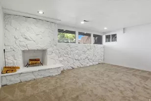 6557 S 2600 E, Cottonwood Heights, UT 84121 - Photo 25
