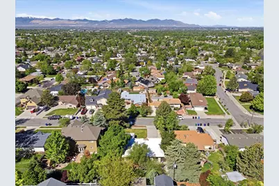6557 S 2600 E, Cottonwood Heights, UT 84121 - Photo 33