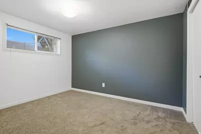 6557 S 2600 E, Cottonwood Heights, UT 84121 - Photo 15