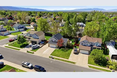 1088 E 1500 N, Layton, UT 84040 - Photo 17