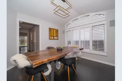 10193 S Majestic Canyon Rd, Sandy, UT 84092 - Photo 15