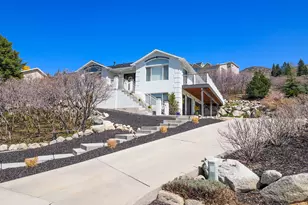 10193 S Majestic Canyon Rd, Sandy, UT 84092 - Photo 1