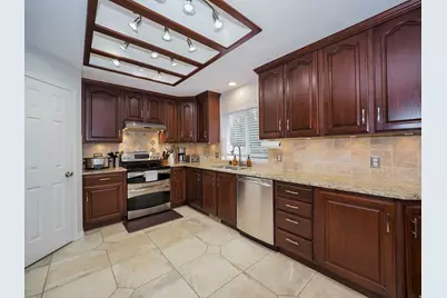 10193 S Majestic Canyon Rd, Sandy, UT 84092 - Photo 19