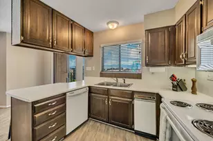 245 N Vine St, Salt Lake City, UT 84103 - Photo 13