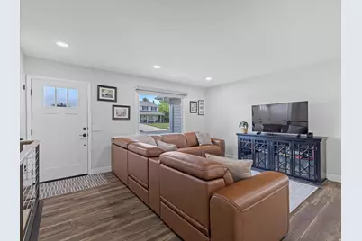 1230 E Crestridge Rd, Sandy, UT 84094 - Photo 13