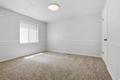 8228 S Set Point Cir E, Sandy, UT 84093 - Photo 37