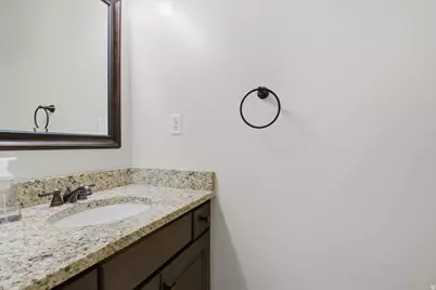 8228 S Set Point Cir E, Sandy, UT 84093 - Photo 39