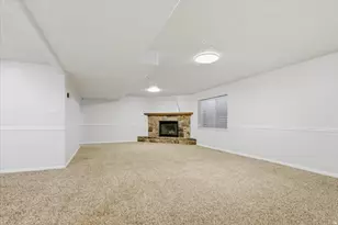 8228 S Set Point Cir E, Sandy, UT 84093 - Photo 31