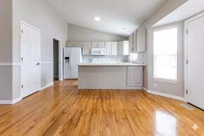 3528 W Crab Apple Cir, Taylorsville, UT 84129 - Photo 3
