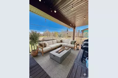 469 E Vine St S, Murray, UT 84107 - Photo 9