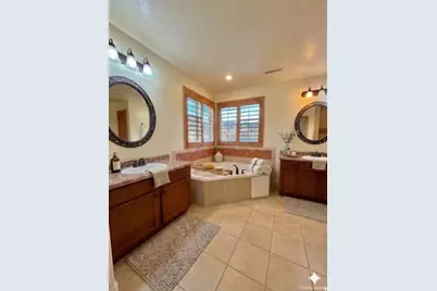 469 E Vine St S, Murray, UT 84107 - Photo 23