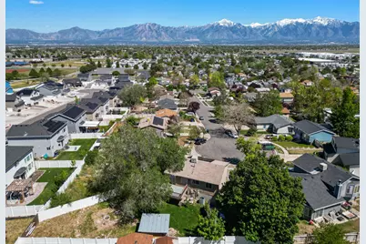 5148 W Milstead S, Salt Lake City, UT 84118 - Photo 33