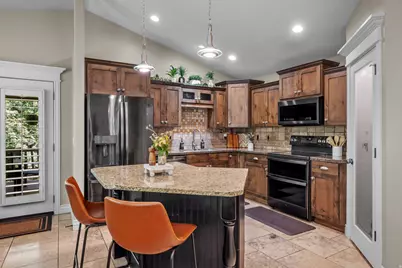 930 S 840 W, Lehi, UT 84043 - Photo 7