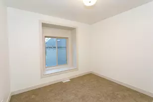 1203 W Makiya Cir, South Jordan, UT 84095 - Photo 15