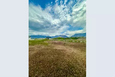 9947 N 6450 W, Highland, UT 84003 - Photo 3