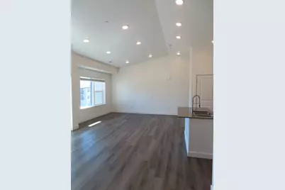 163 E 550 N #302A, Providence, UT 84332 - Photo 3