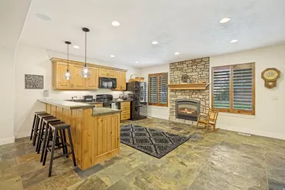 11201 S Gracie View Ln, South Jordan, UT 84095 - Photo 39
