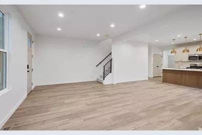 11369 S Offshore Way W #383, South Jordan, UT 84009 - Photo 3