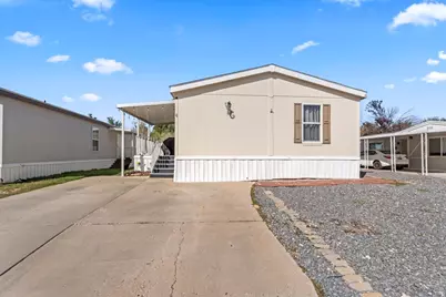 2600 N Hill Rd #4, Layton, UT 84041 - Photo 1