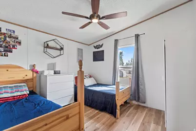 2600 N Hill Rd #4, Layton, UT 84041 - Photo 15