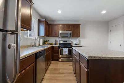 256 N 725 E, Vineyard, UT 84059 - Photo 13