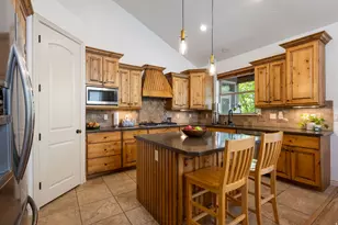 882 S Sego Lily Way, Mapleton, UT 84664 - Photo 9