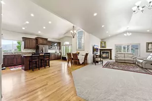 202 Edgewood Cir, North Salt Lake, UT 84054 - Photo 7