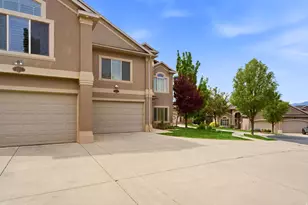 202 Edgewood Cir, North Salt Lake, UT 84054 - Photo 3