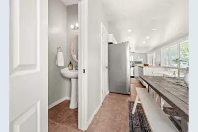1426 E 4200 S, Millcreek, UT 84124 - Photo 9
