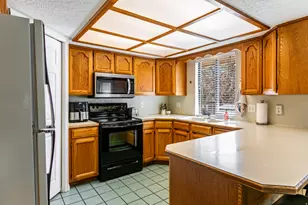2772 N 1525 E, Layton, UT 84040 - Photo 11