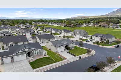 1895 N 925 E, North Ogden, UT 84414 - Photo 25