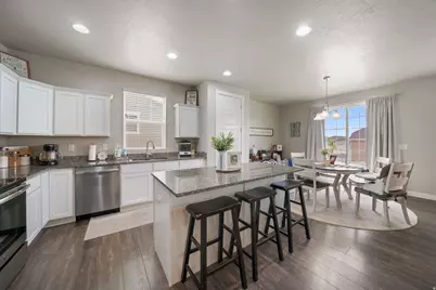 1895 N 925 E, North Ogden, UT 84414 - Photo 9