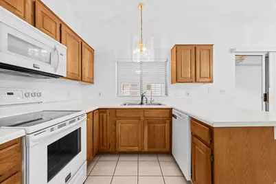 210 N Mall Dr #35, Saint George, UT 84790 - Photo 3