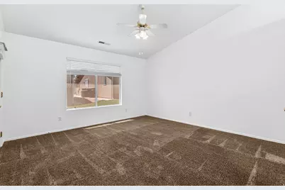 210 N Mall Dr #35, Saint George, UT 84790 - Photo 15