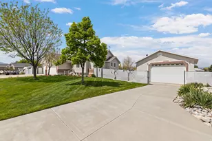 3778 W Mapleleaf Way, West Jordan, UT 84088 - Photo 5