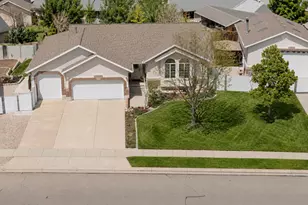 3778 W Mapleleaf Way, West Jordan, UT 84088 - Photo 3