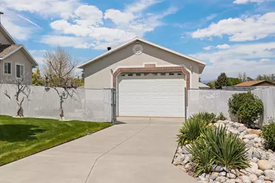 3778 W Mapleleaf Way, West Jordan, UT 84088 - Photo 3