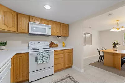 3778 W Mapleleaf Way, West Jordan, UT 84088 - Photo 31