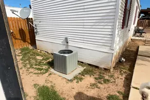 150 E 750 N, Vernal, UT 84078 - Photo 31