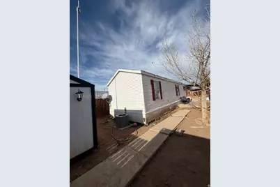 150 E 750 N #103, Vernal, UT 84078 - Photo 33