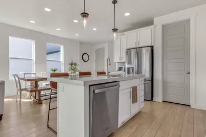 359 W 3050 N, Lehi, UT 84043 - Photo 13