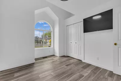 1202 W Country Ridge Dr S, South Jordan, UT 84095 - Photo 21