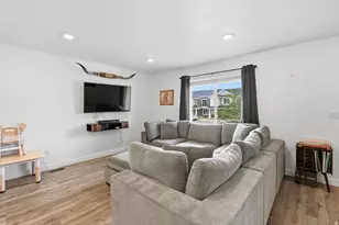4027 W Cool Spring Ave, Lehi, UT 84048 - Photo 3