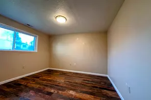 1185 W 725 N, Clearfield, UT 84015 - Photo 7