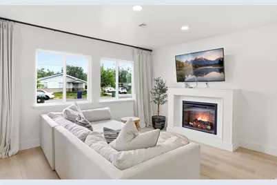 950 S Glendale St W, Salt Lake City, UT 84104 - Photo 13