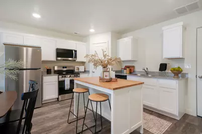 1048 E 2220 S #62, Heber City, UT 84032 - Photo 7